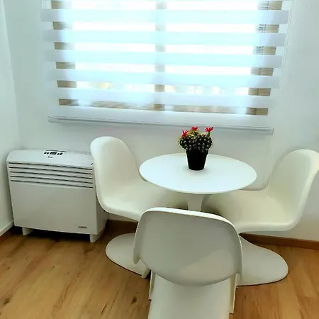 Affittacamere Central City *